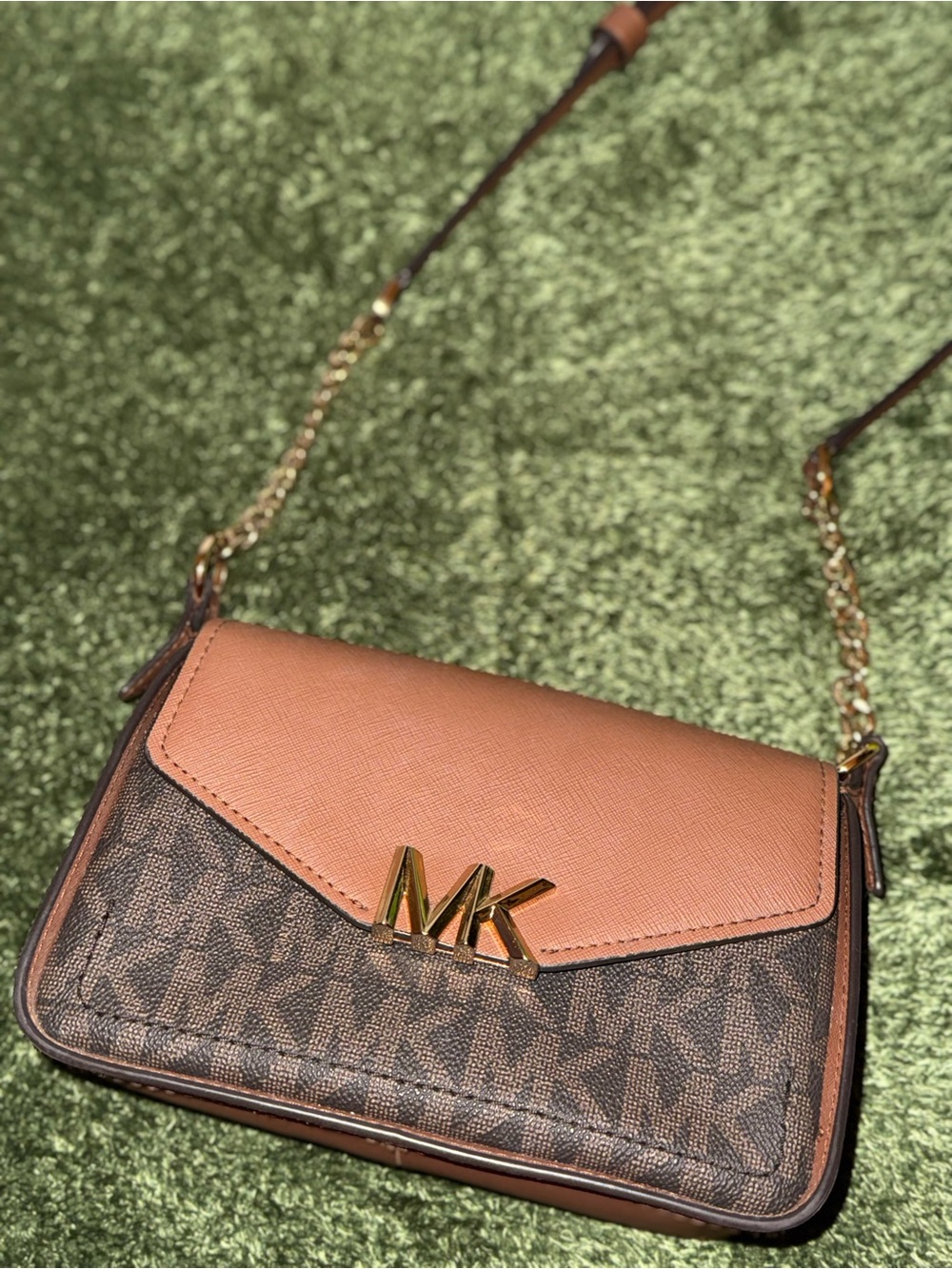 Michael Kors Crossbody Bag